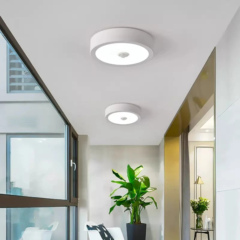 plafonnier led moderne pour une ambiance intérieure élégante - vue 3 sur 10