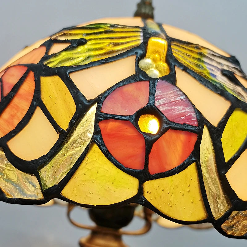 lampe de table style américain en verre teinté pour intérieur décoratif - vue 7 sur 7