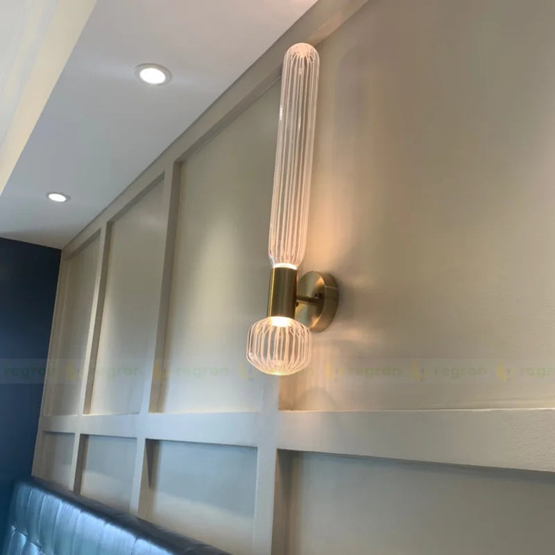 applique murale moderne en cristal et verre design nordique - vue 4 sur 7