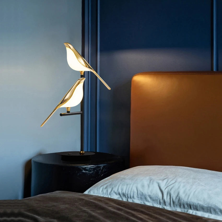 design lampe de table LED placage postmoderne or oiseau alliage acrylique lampe de bureau pour chambre étude salle salon lampadaire - vue 6 sur 10