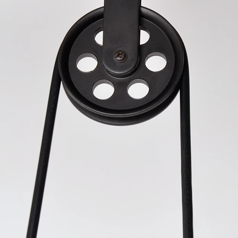 suspension industrielle vintage à 3 têtes avec poulie en fer - vue 5 sur 8