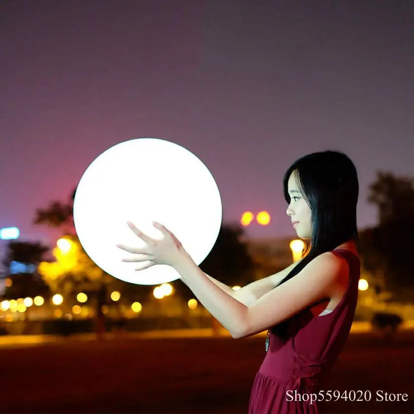 lampadaire led moderne à boules pour décoration intérieure et extérieure - vue 2 sur 6