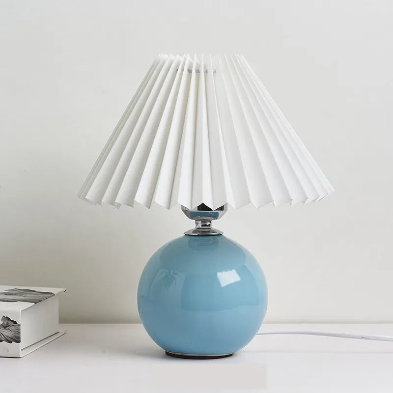 Lampe de table plissée coréenne - vue 7 sur 25