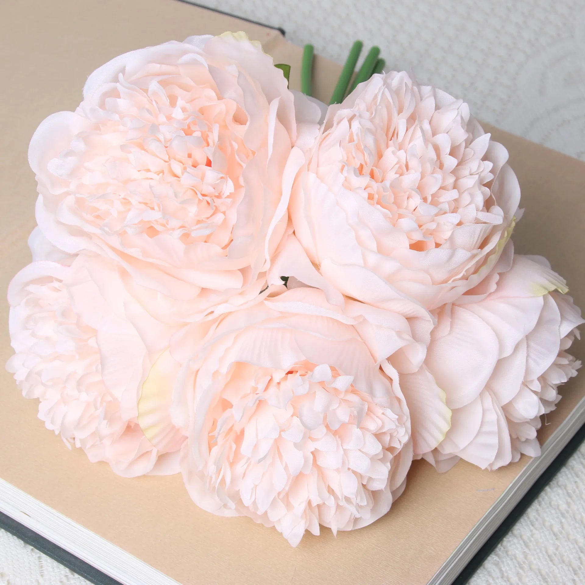 bouquet de 5 têtes de roses et pivoines artificielles pour mariage décoration - vue 4 sur 13