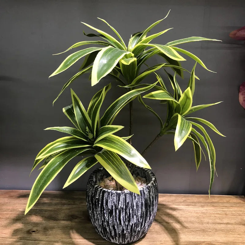 palmier artificiel à trois têtes en pot pour décoration intérieure - vue 2 sur 8