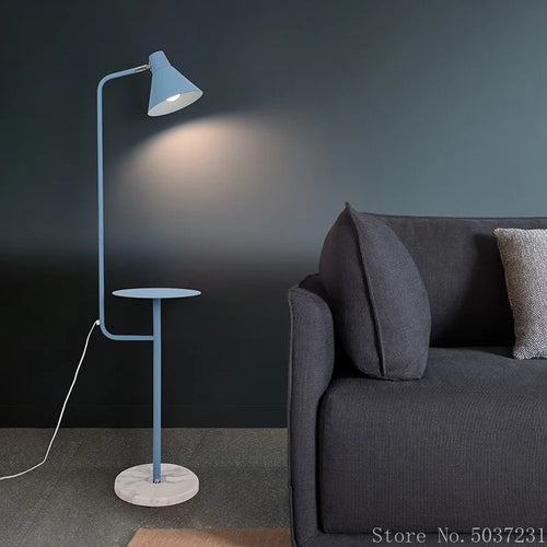 lampadaire en fer moderne avec base en marbre élégant - vue 4 sur 10