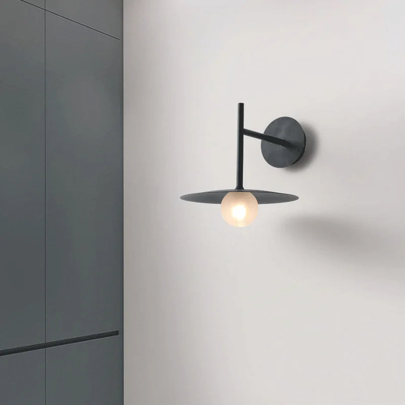 applique murale nordique design soucoupe volante éclairage décoratif moderne - vue 4 sur 9
