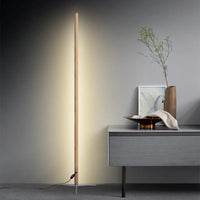 Lampadaire sur pied en bois à LED