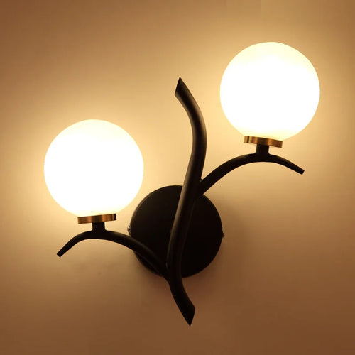 Applique murale led en métal nordique boule de verre dorée postmoderne loft café - vue 4 sur 8