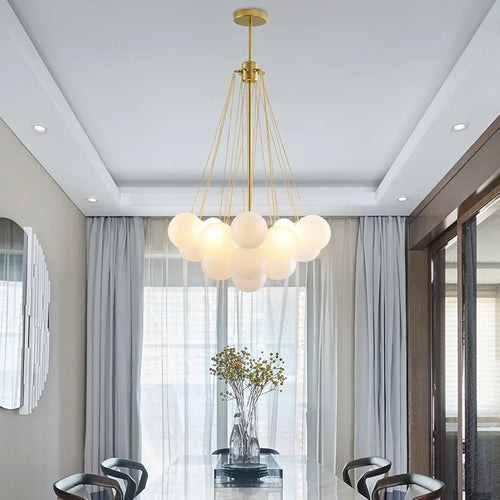lustre à bulles de verre design nordique pour un intérieur moderne - vue 2 sur 10