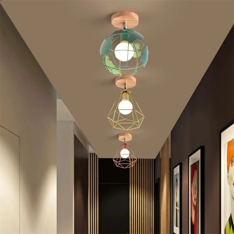 plafonnier led nordique moderne simple en fer triangle - vue 6 sur 18