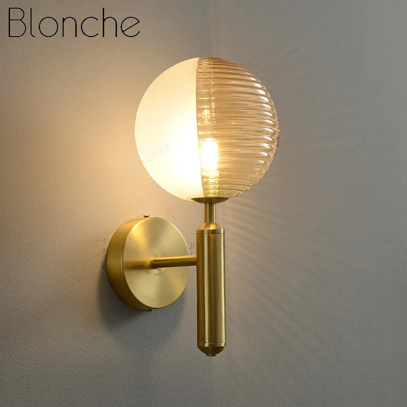 applique créative en verre pour décoration intérieure élégante - vue 1 sur 8