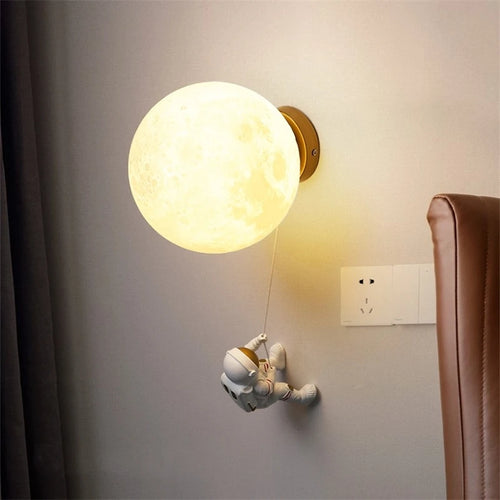 applique murale astronaute moderne pour chevet d'enfant décoration étoile lune - vue 3 sur 18