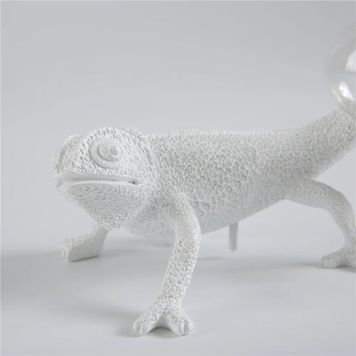 lampe de table led mignon lézard nordique en résine - vue 6 sur 11