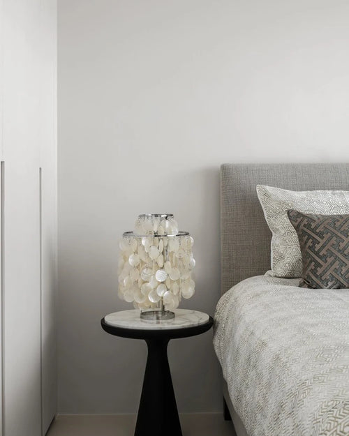 (80j - 5juin) Lampe à poser moderne LED avec plaques nacrées Loredi - vue 6 sur 10