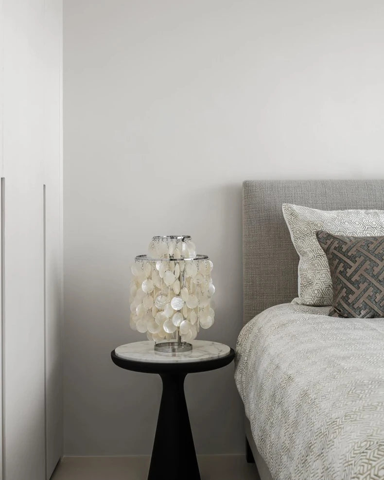 (80j - 5juin) Lampe à poser moderne LED avec plaques nacrées Loredi - vue 6 sur 10