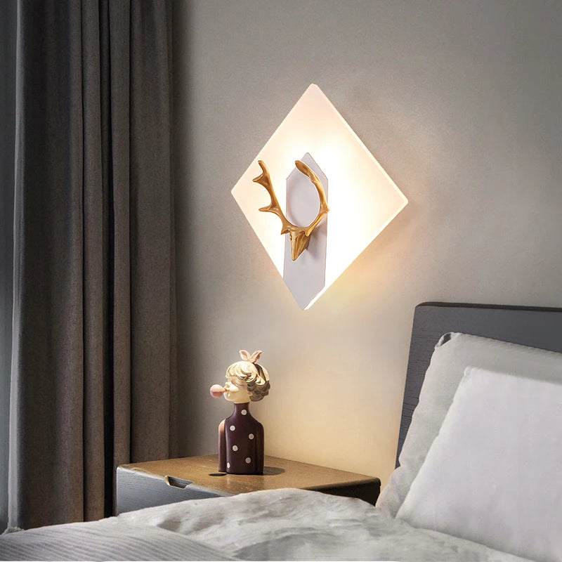 applique murale led moderne en fer et acrylique décorative - vue 3 sur 10