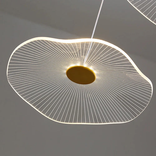 lustre nordique en acrylique design créatif pour espaces élégants - vue 6 sur 12