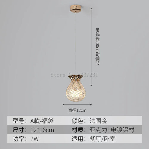 suspension LED en cristal doré au design nordique moderne