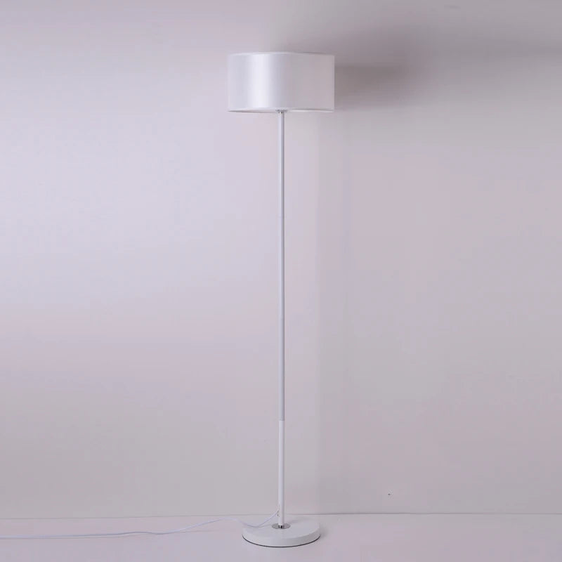 lampe de chevet minimaliste avec interrupteur à pied créatif - vue 4 sur 10