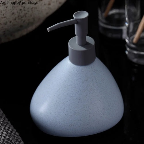 bouteille en céramique pour lotion savon et gel douche - vue 4 sur 13