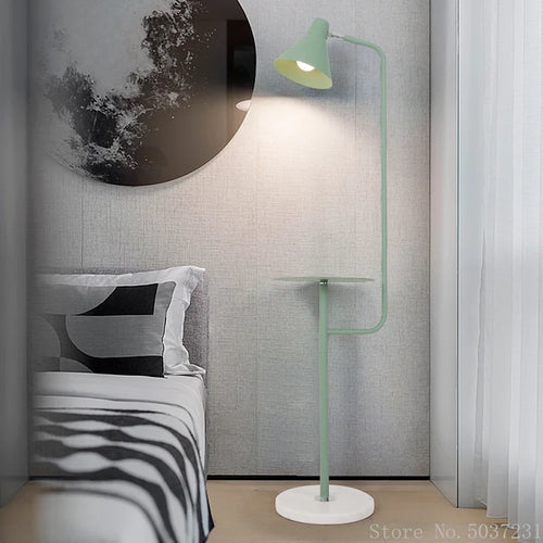 lampadaire en fer moderne avec base en marbre élégant - vue 2 sur 10