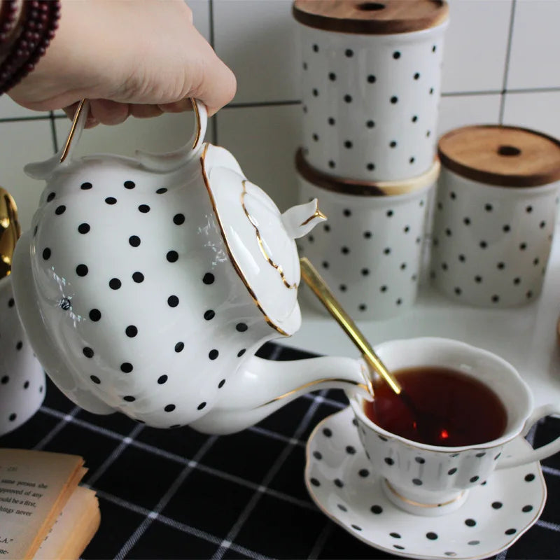 Service à thé anglais porcelaine peinte main vintage - vue 5 sur 6