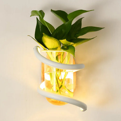 applique murale nordique en bois avec plante verte pour ambiance chaleureuse - vue 7 sur 9