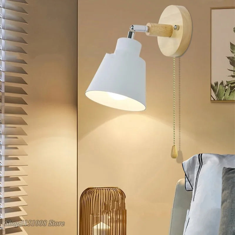 applique murale nordique en bois rotative avec interrupteur moderne - vue 3 sur 14