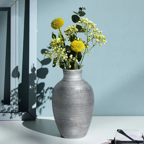 vase en céramique moderne pour décoration intérieure de fleurs - vue 5 sur 11