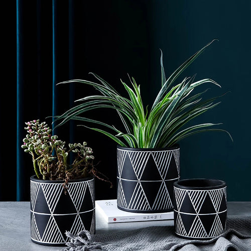 moule en silicone pour pot de fleurs en béton fait maison - vue 4 sur 14