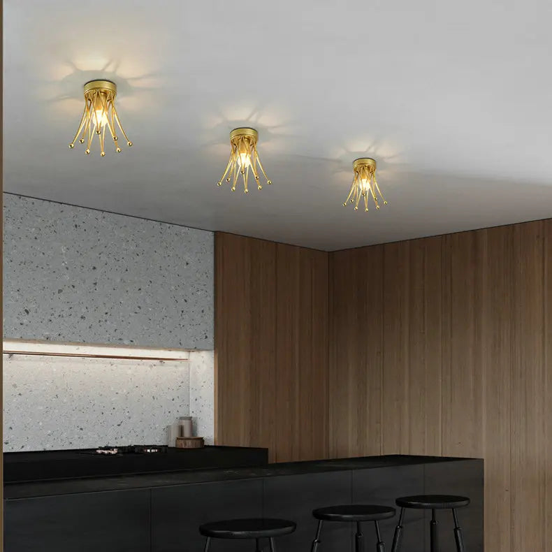 plafonnier doré de luxe couronne montage en surface - vue 4 sur 7
