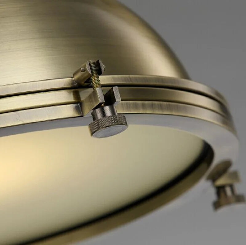 lustre industriel en fer style nordique pour cadeaux de nouvel an - vue 6 sur 14