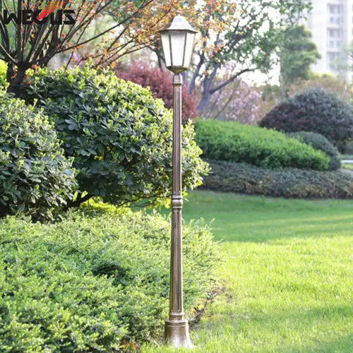 lampe de jardin extérieure étanche pour villa et espace vert - vue 4 sur 8