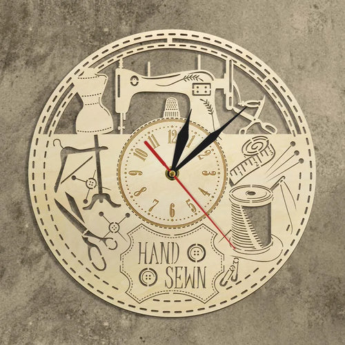 horloge en bois sans tic tac pour passionnés de couture décorative - vue 6 sur 7