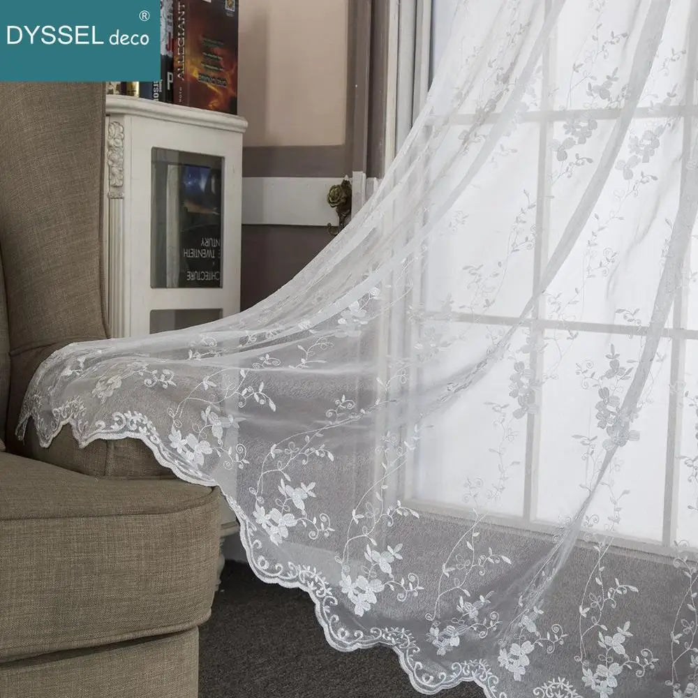Rideau transparent broderie florale feston style europeen salon - vue 2 sur 8