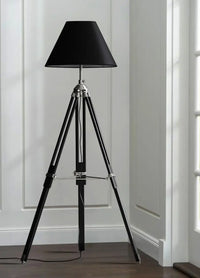 lampe à poser en bois massif style industriel créatif