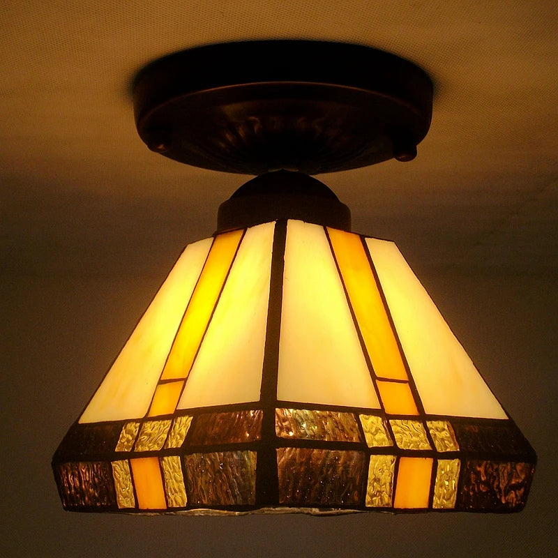 plafonnier rétro en verre tiffany pour intérieur élégant - vue 1 sur 10