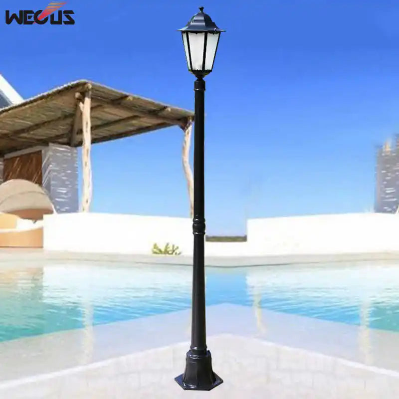 lampe de jardin extérieure étanche pour villa et espace vert - vue 2 sur 8