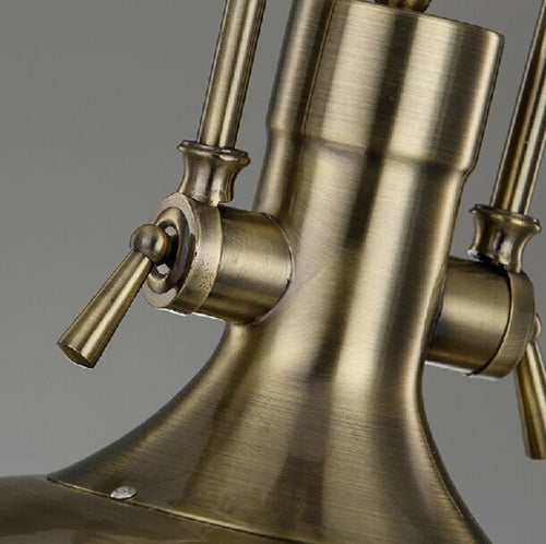 lustre industriel en fer style nordique pour cadeaux de nouvel an - vue 6 sur 14
