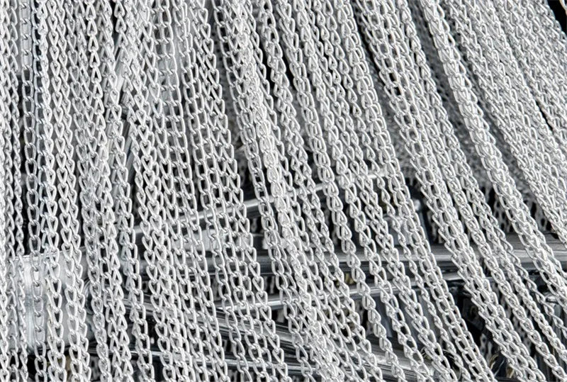 suspension moderne en aluminium design pour un éclairage élégant - vue 6 sur 9