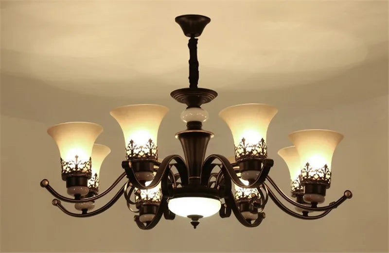lustre vintage en métal noir avec abat-jour en verre dépoli - vue 11 sur 11