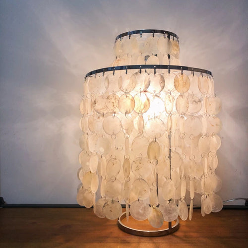 (80j - 5juin) Lampe à poser moderne LED avec plaques nacrées Loredi - vue 3 sur 10
