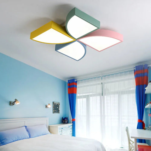 plafonnier moderne design pour chambre d'enfants lumineux et coloré - vue 2 sur 8