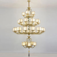 lustre chinois classique doré design pour intérieur élégant
