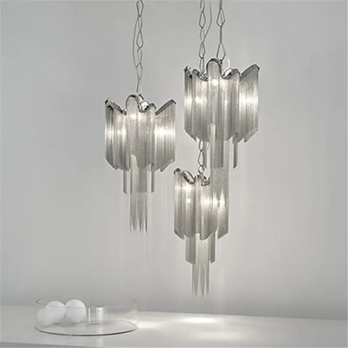 lustres modernes en aluminium avec chaîne et pompons à LED - vue 3 sur 6