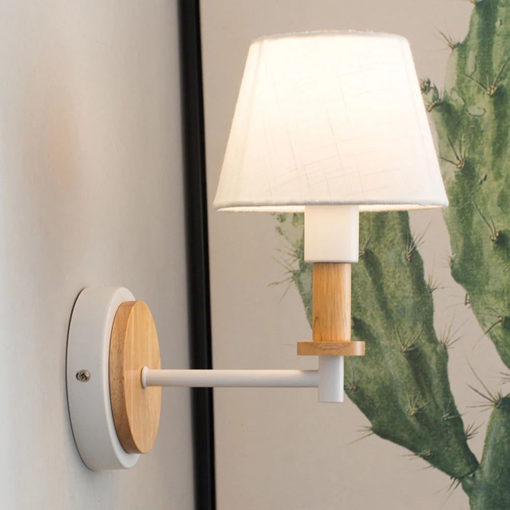 Appliques murales en bois nordique chambre lampe de chevet noir blanc moderne E14 tête de direction applique murale LED éclairage maison applique chambre décor - vue 3 sur 8