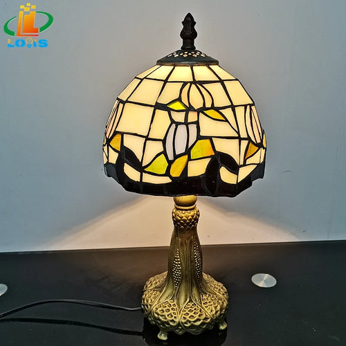 lampe de table style tiffany en verre antique pour décoration intérieure - vue 3 sur 6