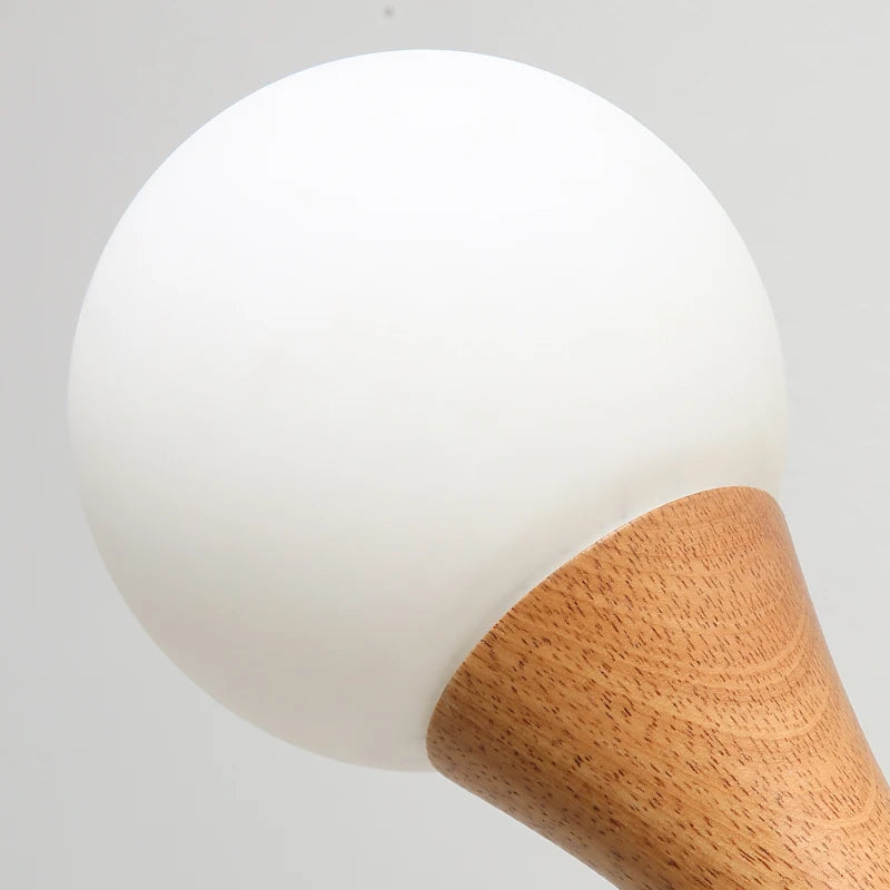 lustre moderne en bois avec abat-jour en verre - vue 5 sur 9