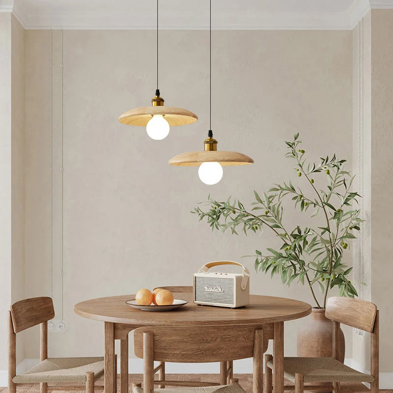 suspension LED en bois massif design nordique pour restaurant ou bar - vue 3 sur 10